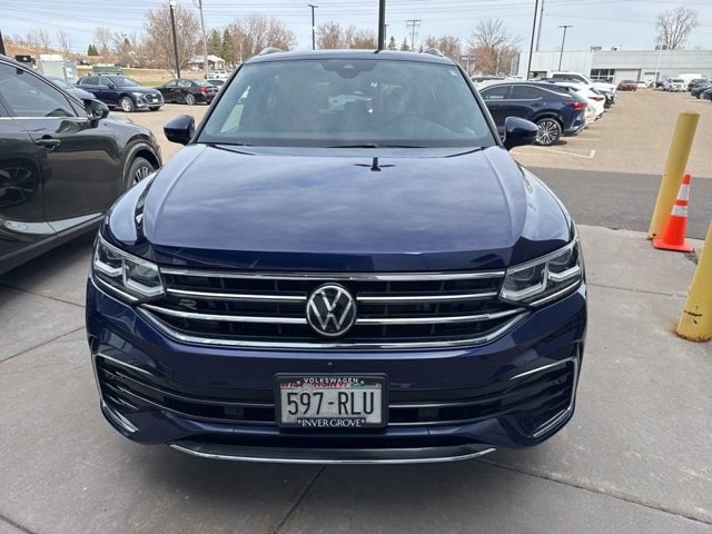 Used 2022 Volkswagen Tiguan SEL R-LINE with VIN 3VV4B7AX4NM135603 for sale in Maplewood, Minnesota