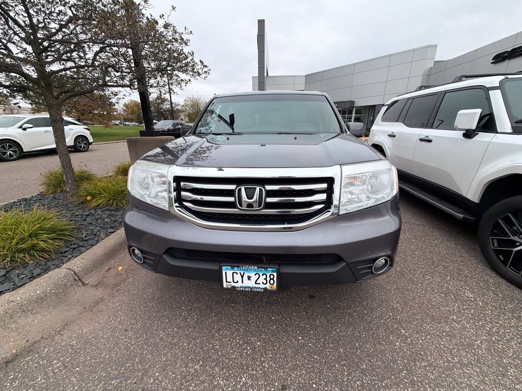 Used 2015 Honda Pilot EX-L with VIN 5FNYF4H59FB070485 for sale in Maplewood, Minnesota