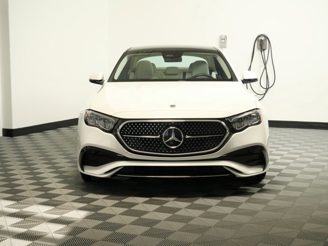 2025 Mercedes Benz E 350 4MATIC photo 2