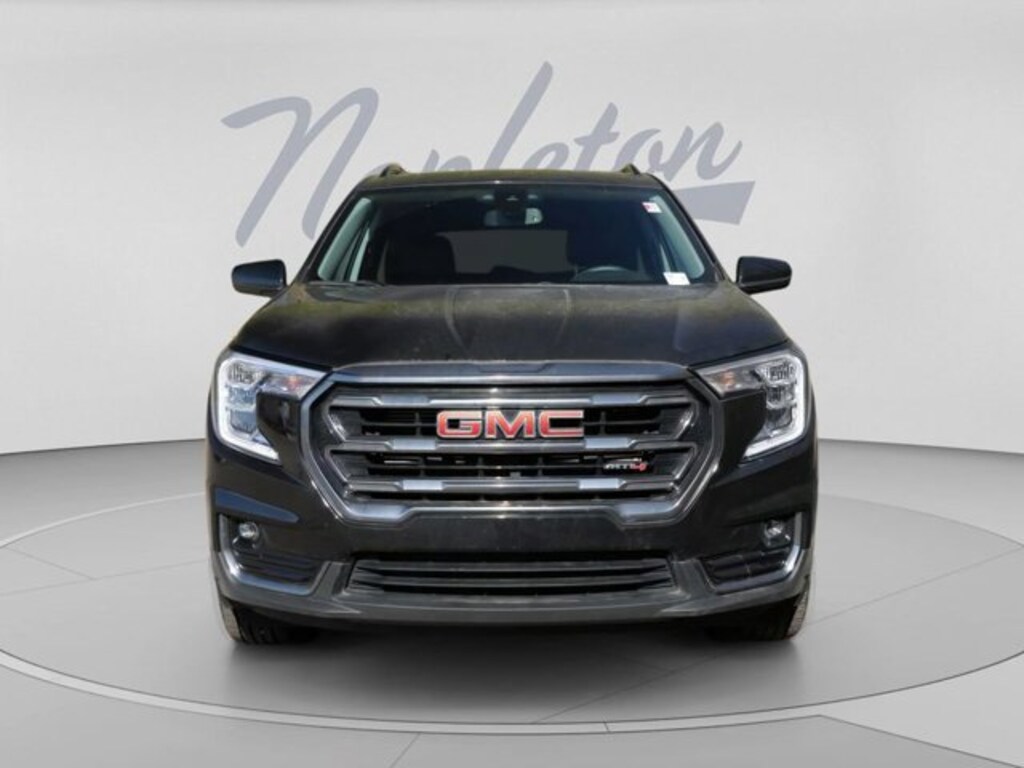 Used 2023 GMC Terrain AT4 SUV