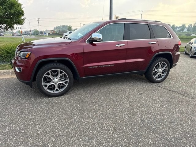 Used 2022 Jeep Grand Cherokee WK Limited with VIN 1C4RJFBG5NC145266 for sale in Maplewood, Minnesota