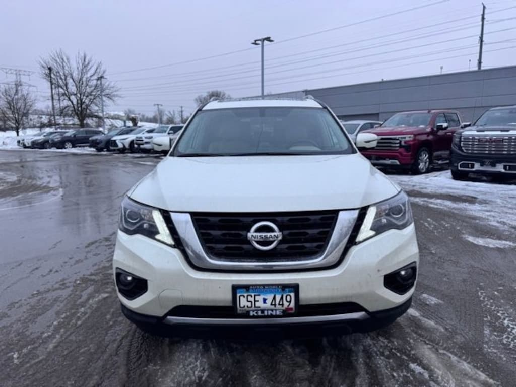Used 2019 Nissan Pathfinder SL SUV