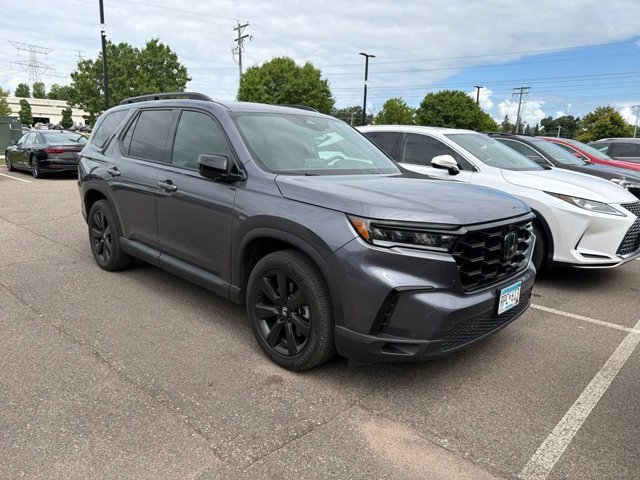 Used 2025 Honda Pilot Black Edition with VIN 5FNYG1H95SB071934 for sale in Maplewood, Minnesota