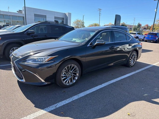 2024 Lexus ES 350 Luxury photo 4