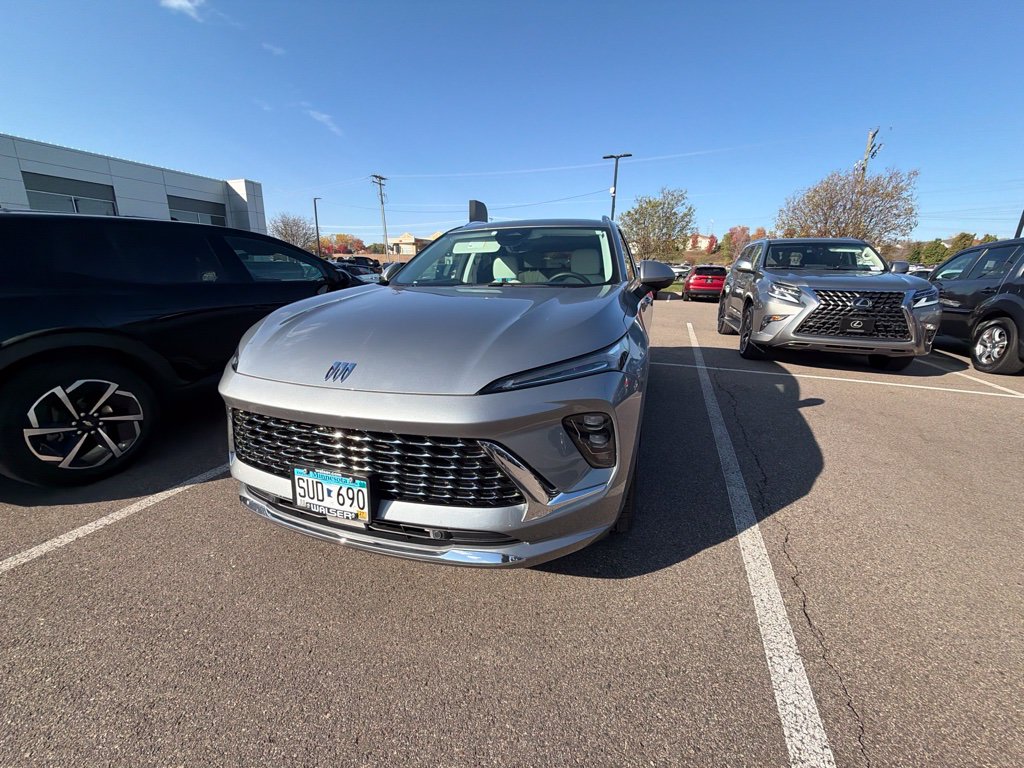 Used 2024 Buick Envision Avenir SUV