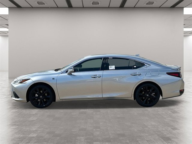 2025 Lexus ES 300h F SPORT Design photo 3