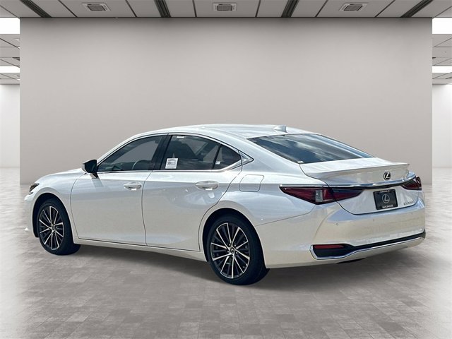 2025 Lexus ES 300h Premium photo 4
