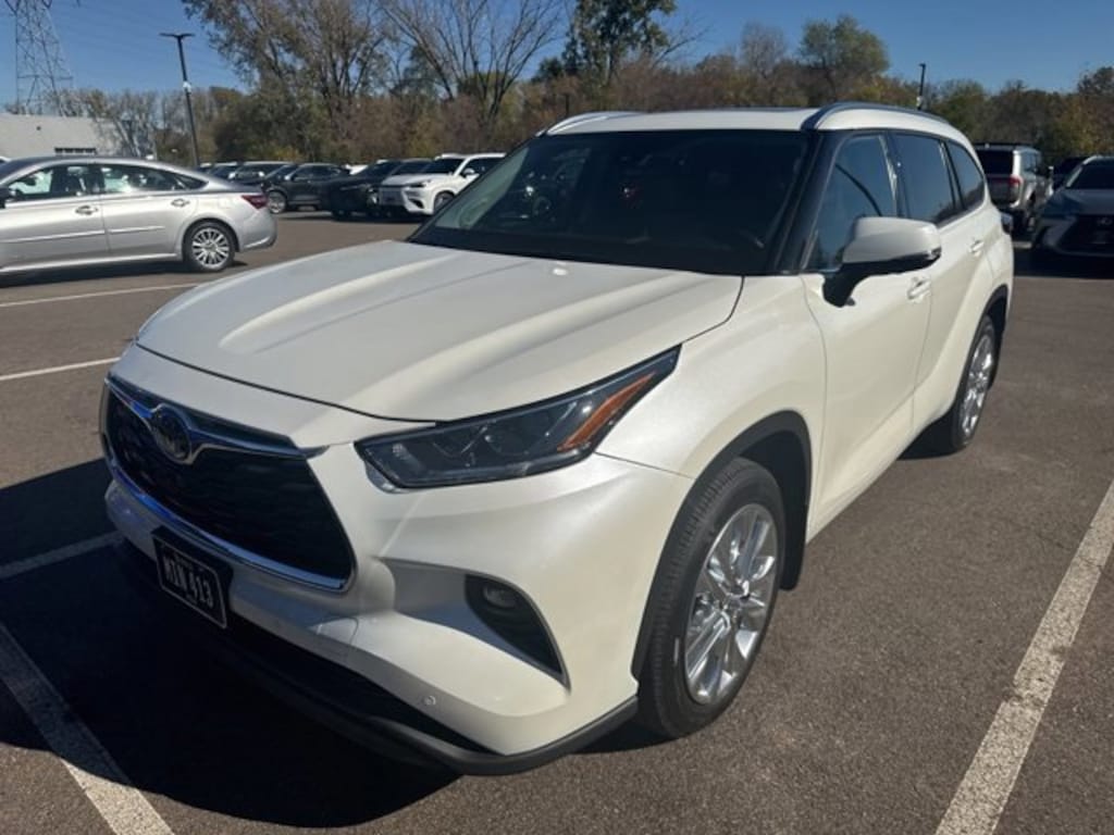 Used 2021 Toyota Highlander Limited SUV