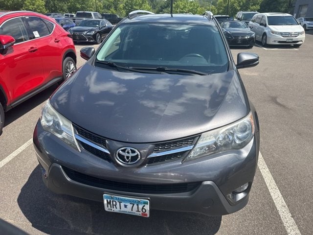 Used 2013 Toyota RAV4 XLE with VIN JTMRFREV5D5016556 for sale in Oakbrook Terrace, IL