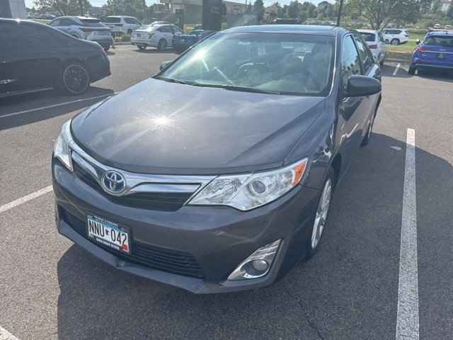 2014 Toyota Camry Hybrid XLE photo 4