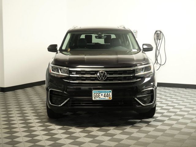 Used 2021 Volkswagen Atlas SEL R-Line with VIN 1V2SR2CA5MC584932 for sale in Maplewood, Minnesota