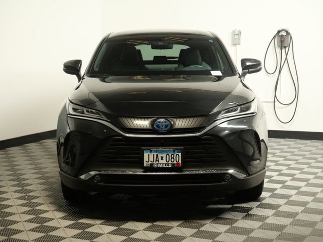 Used 2022 Toyota Venza Limited with VIN JTEAAAAH9NJ097417 for sale in Maplewood, Minnesota