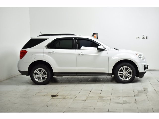 Used 2014 Chevrolet Equinox 1LT with VIN 2GNALBEK3E6327077 for sale in Maplewood, Minnesota