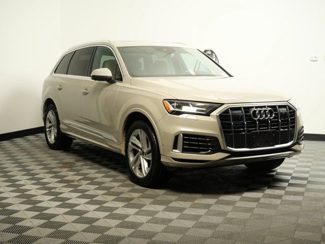 2022 Audi Q7 Premium Plus's photo