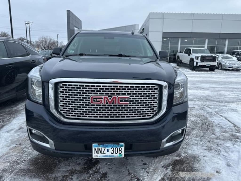 Used 2017 GMC Yukon XL Denali SUV