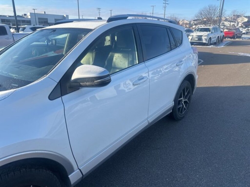 Used 2016 Toyota RAV4 SE SUV