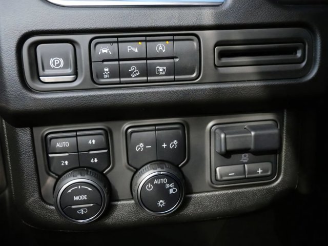 2024 Chevrolet Tahoe Z71 - Photo 16