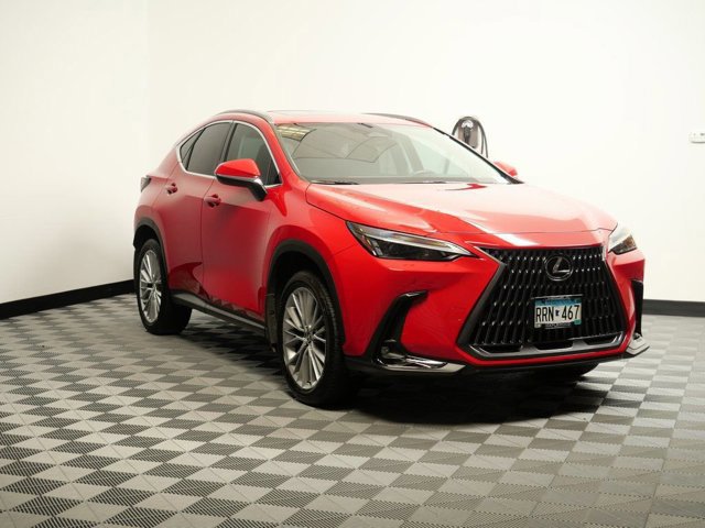 2025 Lexus NX 350's photo