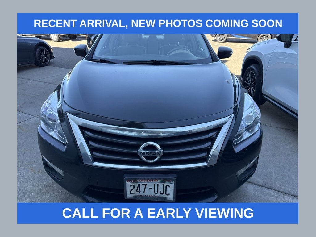 Used 2013 Nissan Altima Sedan SL with VIN 1N4AL3AP4DN455330 for sale in Maplewood, MN