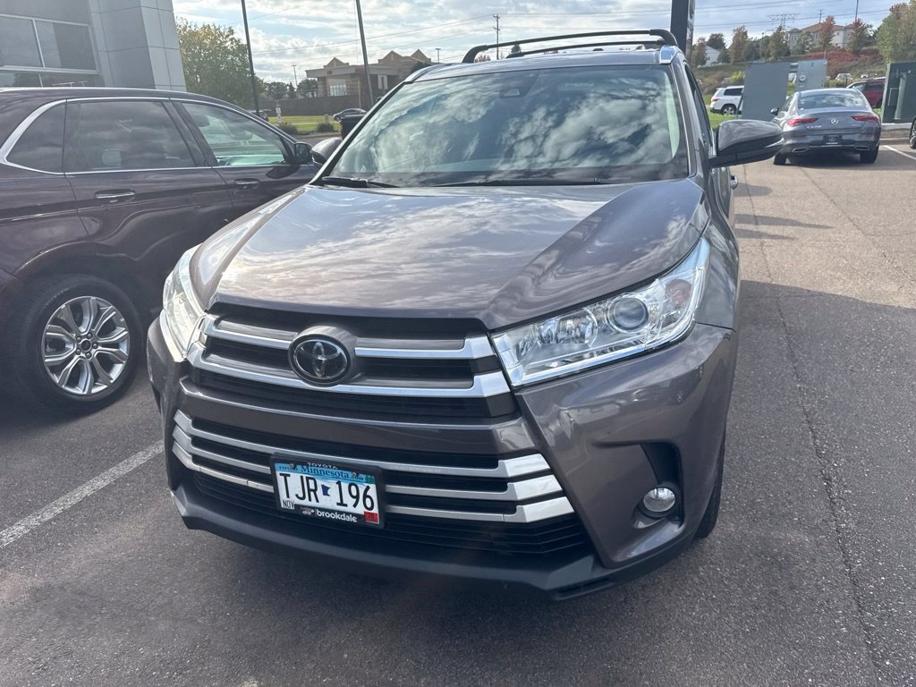 Used 2019 Toyota Highlander XLE SUV