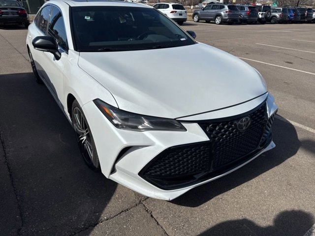 Used 2019 Toyota Avalon Touring with VIN 4T1BZ1FB5KU008115 for sale in Maplewood, Minnesota