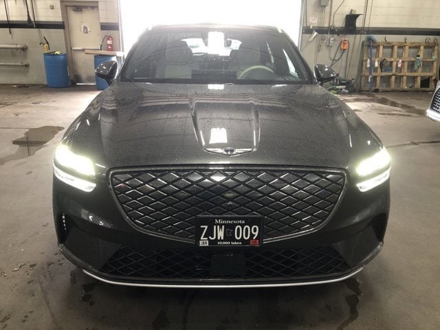 Used 2024 GENESIS GV70 Advanced with VIN 5NMMCET1XRH001292 for sale in Oakbrook Terrace, IL