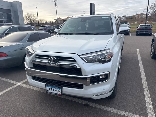2024 Toyota 4Runner Limited photo 3