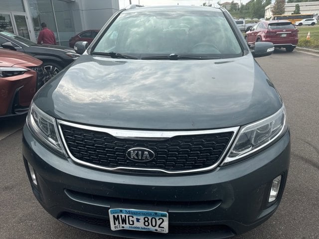 Used 2014 Kia Sorento EX with VIN 5XYKUDA71EG533024 for sale in Oakbrook Terrace, IL