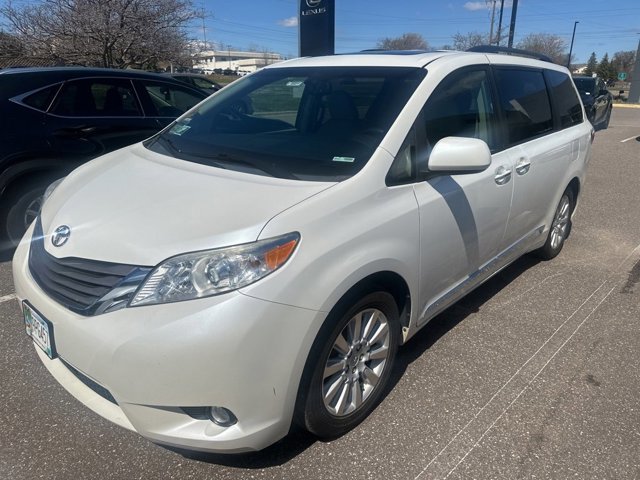 Used 2015 Toyota Sienna XLE with VIN 5TDDK3DC8FS096001 for sale in Maplewood, Minnesota