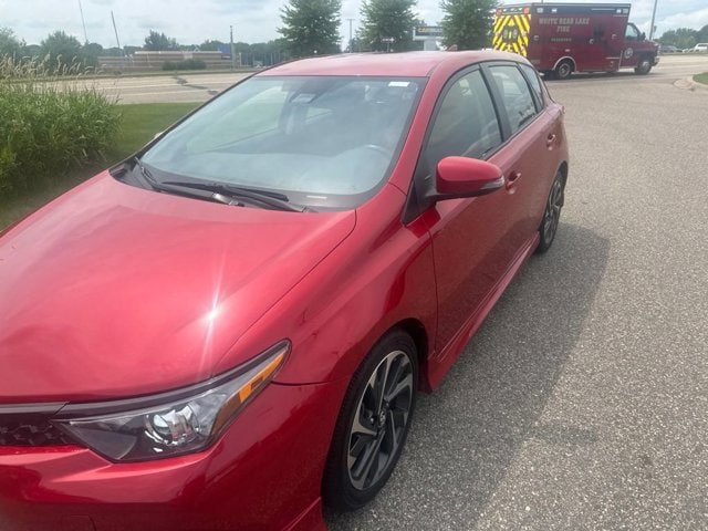 Used 2017 Toyota Corolla iM Base with VIN JTNKARJE0HJ528370 for sale in Maplewood, MN