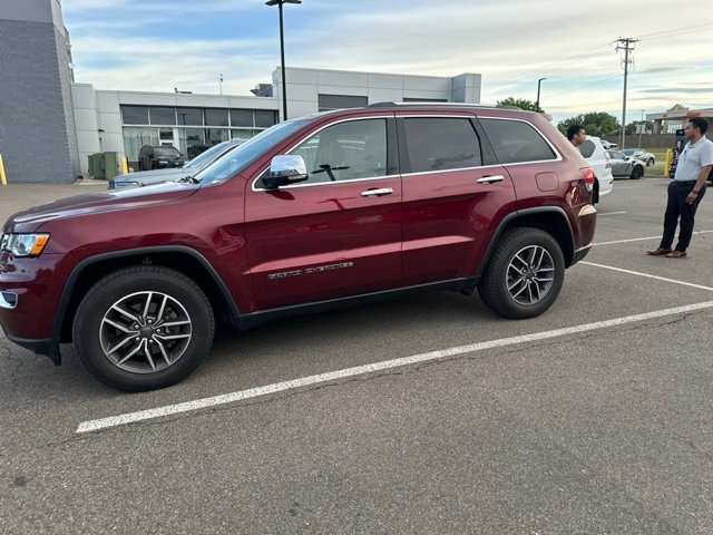 Used 2020 Jeep Grand Cherokee Limited with VIN 1C4RJFBG1LC115386 for sale in Maplewood, Minnesota