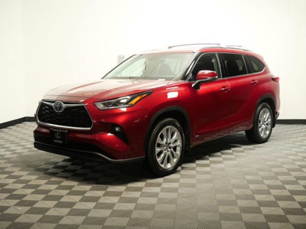 Used 2022 Toyota Highlander Hybrid Limited SUV
