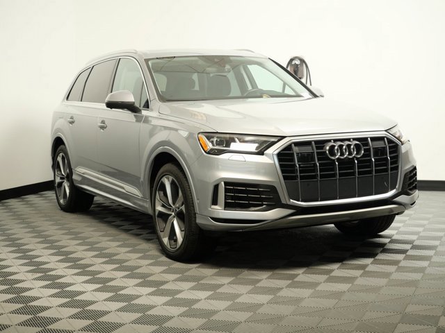 2022 Audi Q7 Premium Plus's photo