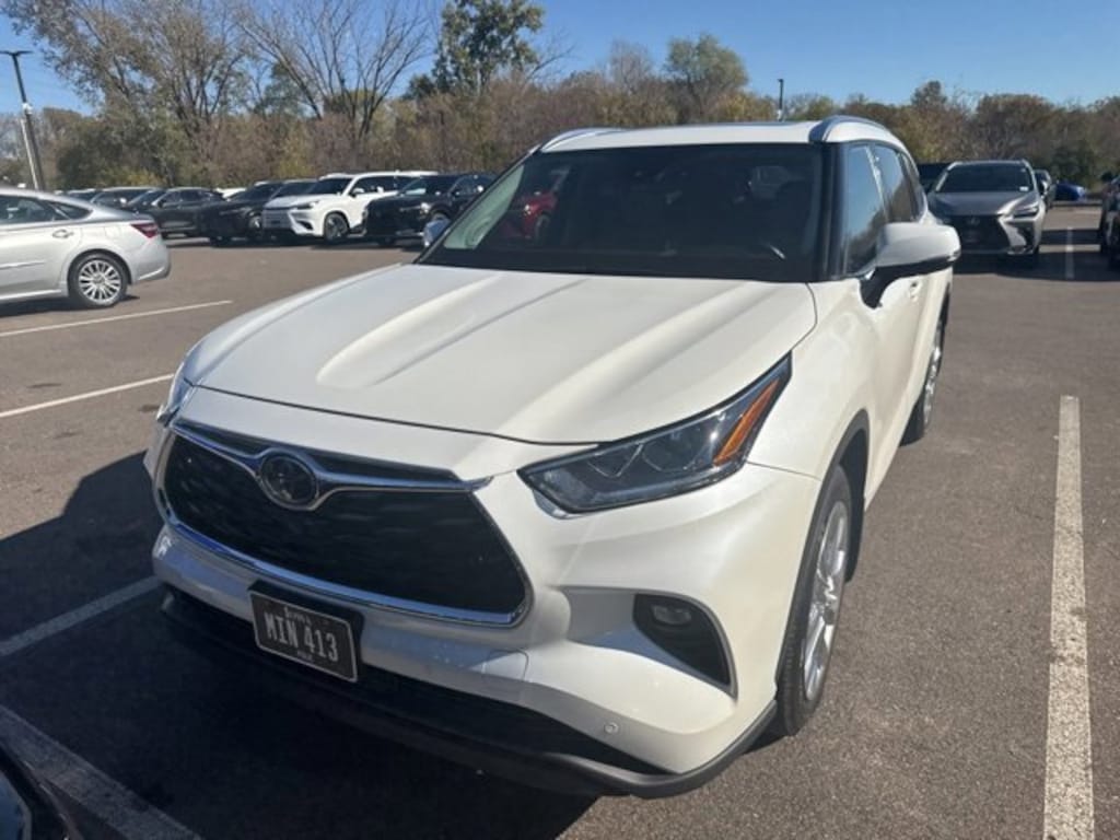 Used 2021 Toyota Highlander Limited SUV