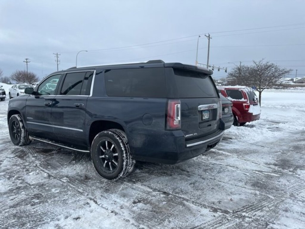 Used 2017 GMC Yukon XL Denali SUV