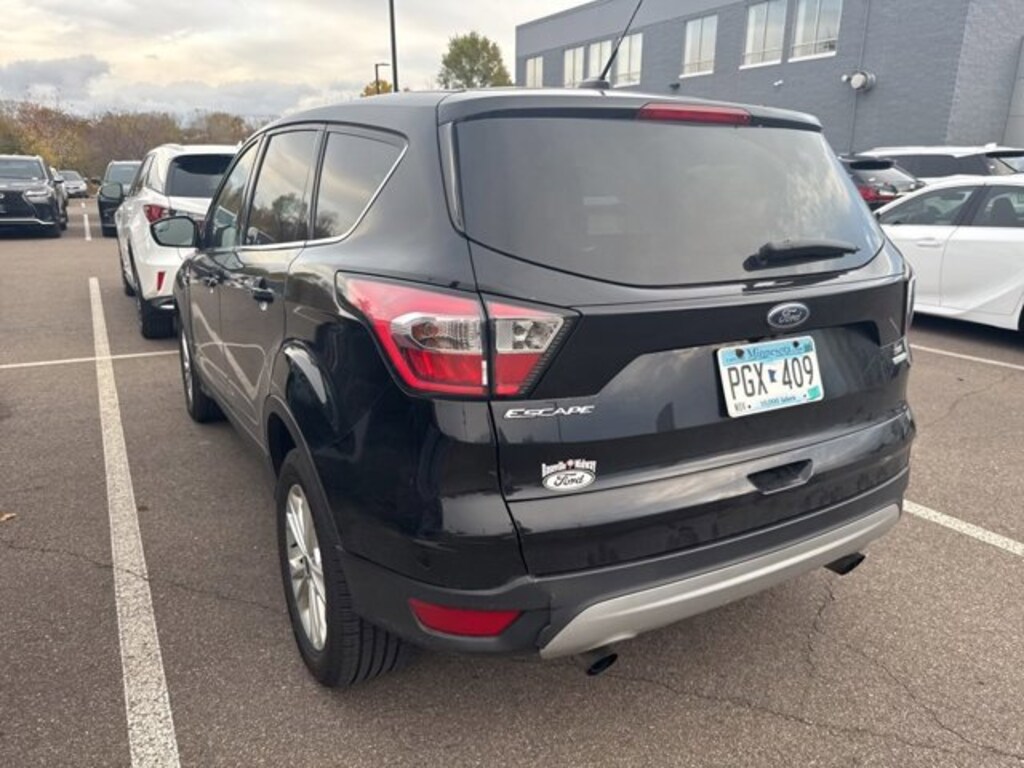 Used 2017 Ford Escape SE SUV