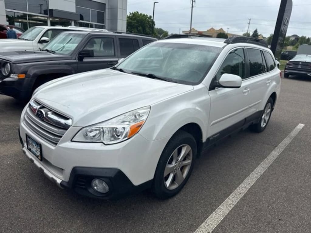 Used 2014 Subaru Outback 2.5i Limited (CVT) SUV