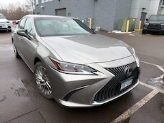 2020 LEXUS ES 300h Luxury Sedan