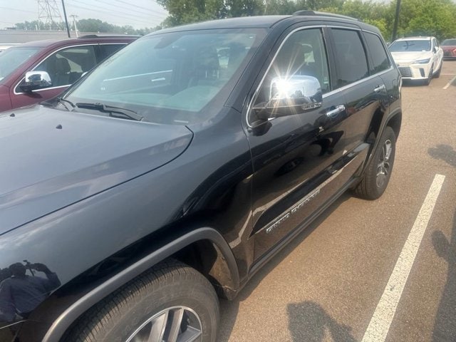 Used 2018 Jeep Grand Cherokee Limited with VIN 1C4RJFBG0JC298602 for sale in Maplewood, Minnesota