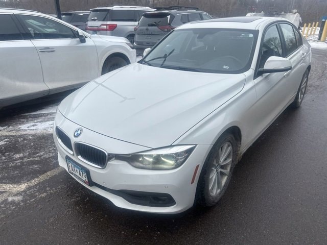 Used 2017 BMW 3 Series 320i with VIN WBA8E5G34HNU44625 for sale in Maplewood, Minnesota