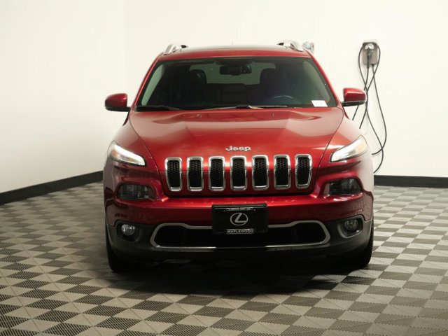 Used 2016 Jeep Cherokee Limited with VIN 1C4PJLDS0GW176823 for sale in Maplewood, Minnesota