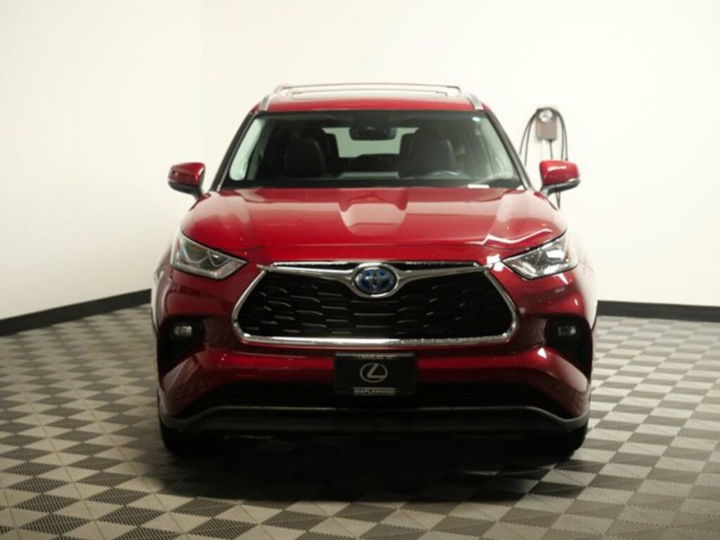 Used 2022 Toyota Highlander Hybrid Limited SUV