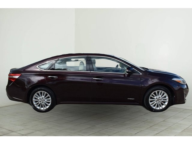 Used 2014 Toyota Avalon XLE Touring Hybrid with VIN 4T1BD1EB5EU025047 for sale in Maplewood, MN