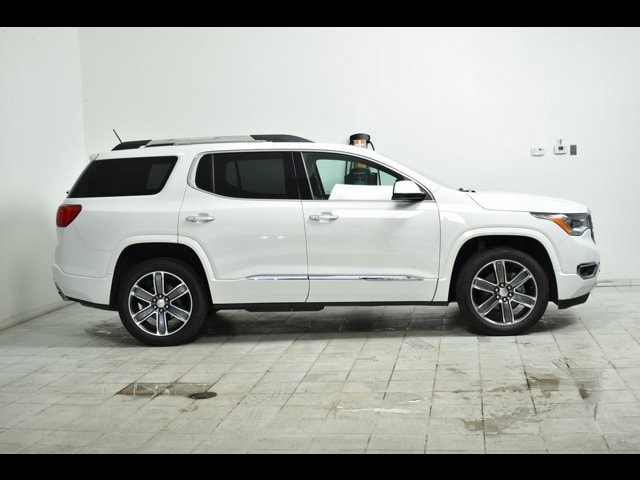 Used 2019 GMC Acadia Denali with VIN 1GKKNXLS1KZ190829 for sale in Maplewood, Minnesota
