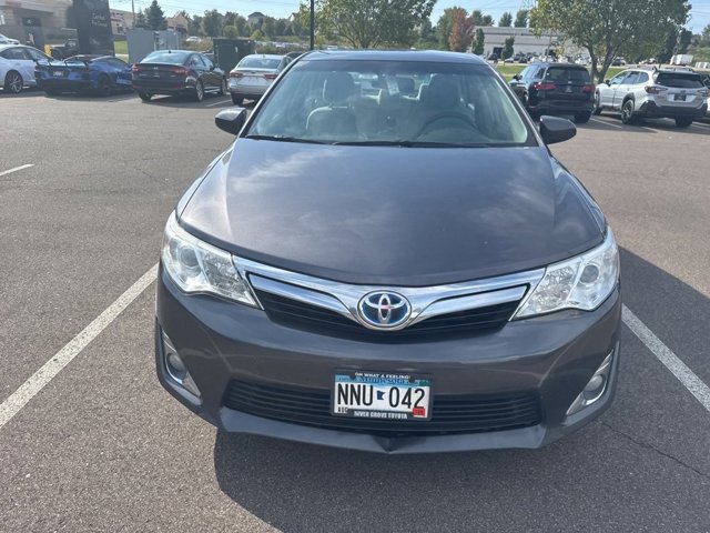 2014 Toyota Camry Hybrid XLE photo 2