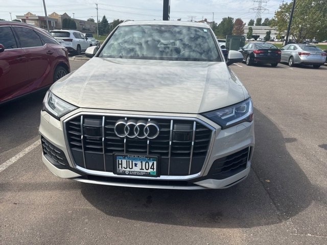2022 Audi Q7 55 Premium photo 2