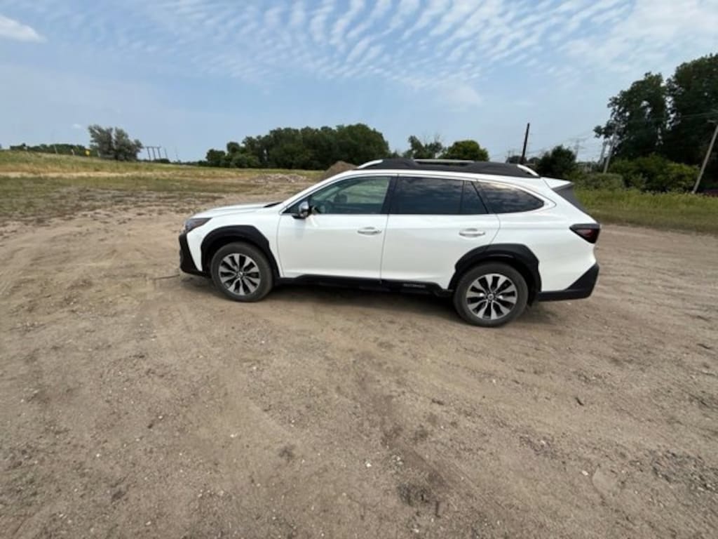 Used 2024 Subaru Outback Touring SUV