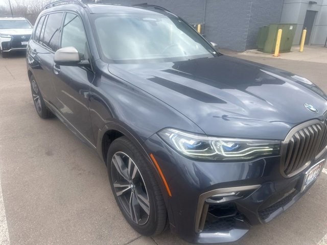 Used 2020 BMW X7 M50i with VIN 5UXCX6C08L9B64539 for sale in Maplewood, Minnesota