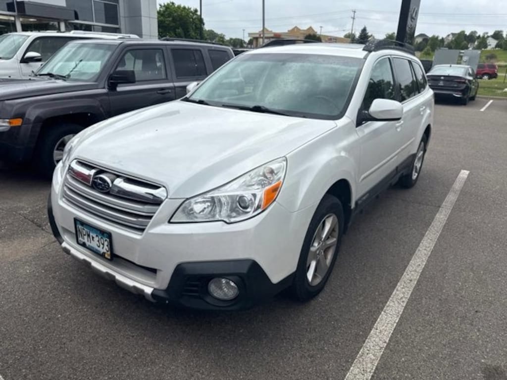 Used 2014 Subaru Outback 2.5i Limited (CVT) SUV
