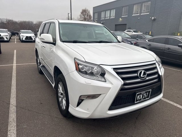 2019 Lexus GX Base's photo